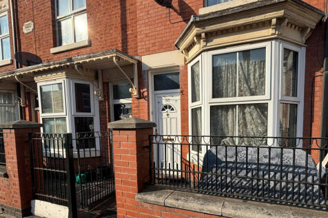 Three Bedroom Terraced House On Marfitt Street