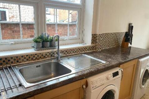 Tachbrook Road, Leamington Spa, Warwickshire, CV31 photo 3