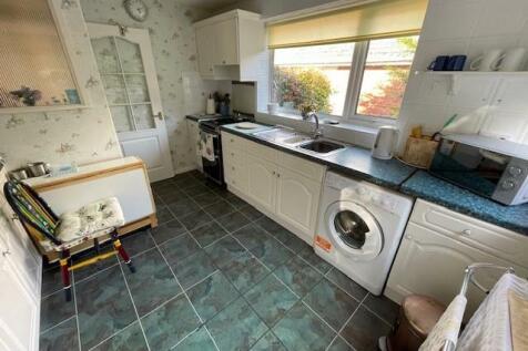 15 Alwen Drive e.jpg