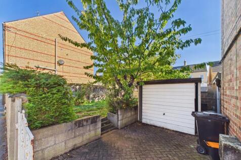 Garage &amp; Driveway