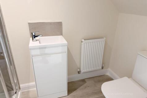 25 Stanton Close Desborough-2.jpg