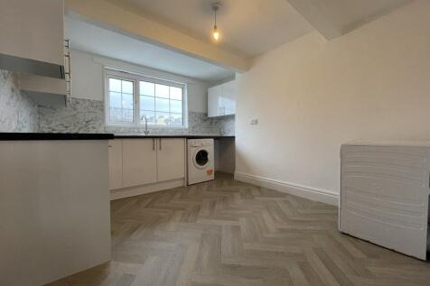 5 Mona Terrace, Douglas, Isle of Man, IM1 3NA photo 3