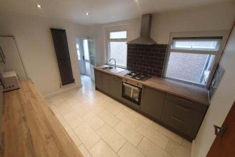 Kitchen (1)