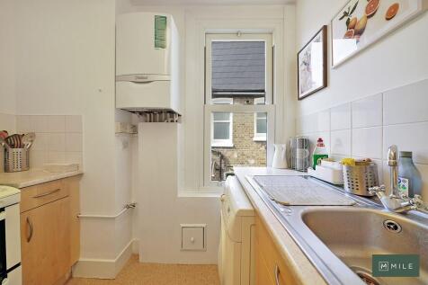 24 Linden Avenue ...