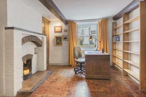 Dining room/ Study/ Snug