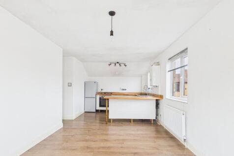 Kitchen/Living Area