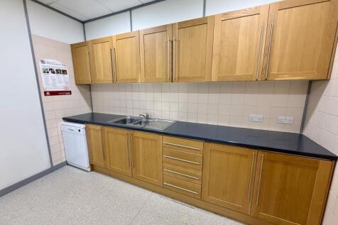 Office to rent Image 9