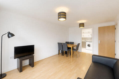 Living Room - ang...