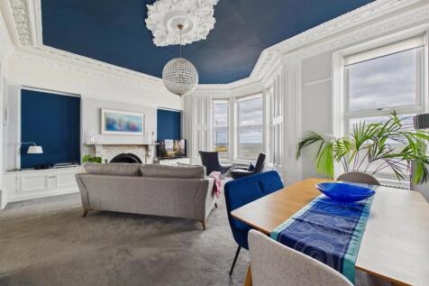 CAM01419G0-PR0081-STILL009.jpg