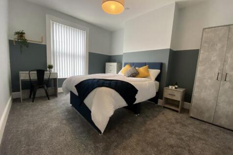 3 Bed - Avondale Road, Wavertree L15 photo 3