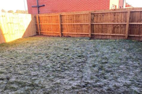 346 Church Road - rear garden.jpg