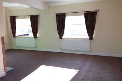 Long Acre, Long Acres Road, Dyserth, Denbighshire, LL18 photo 4