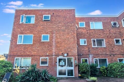 Flat 30, Highland Court, 87 Gordon Road, South Woodford, London, E18 1RE