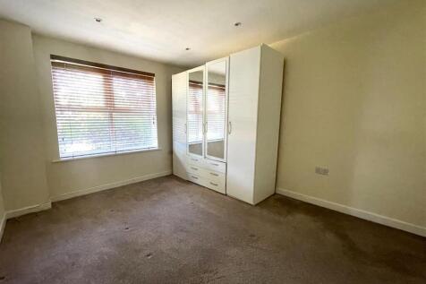 Cheriton Lodge, Pembroke Road, Ruislip photo 4
