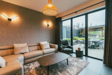 5 bed, 4 bath Detached in Sheffield - Photo 15