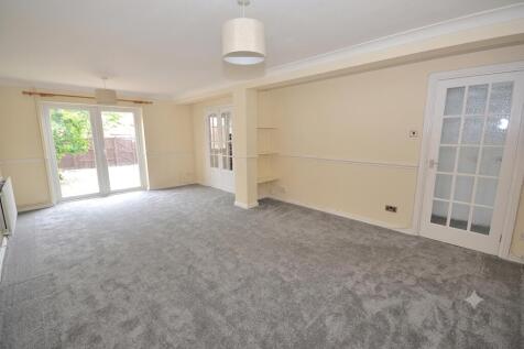 Spruce Hill, Harlow, Essex, CM18 photo 5