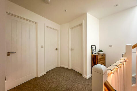 1st floor landing