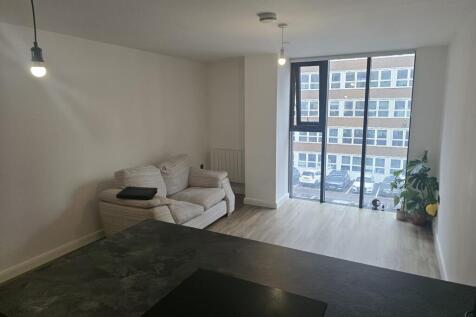 Open plan lounge/diner &amp; kitchen