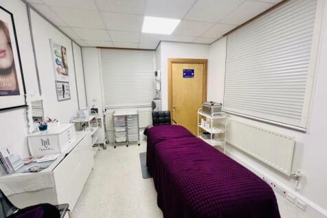 Office for sale Image 11