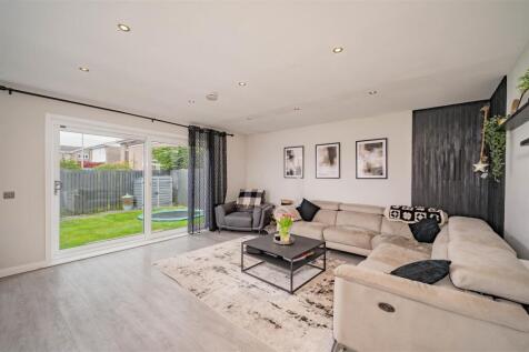 7C Victoria Street Monifieth-16.jpg