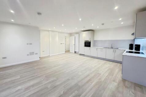 e430b846-PHOTO-20...