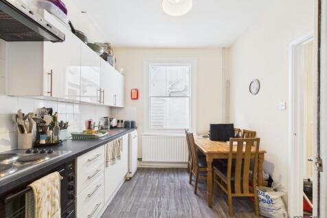 Bennington Street, Cheltenham, GL50 photo 3