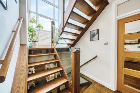 1331450-12-689c94...