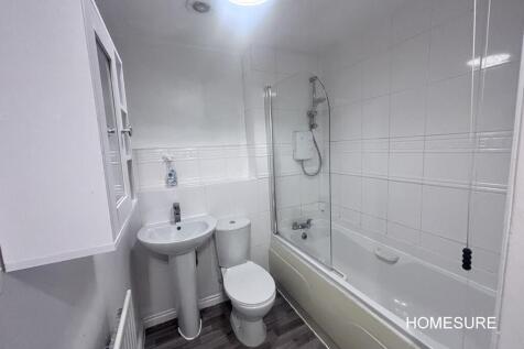 52 Chandlers Way ...