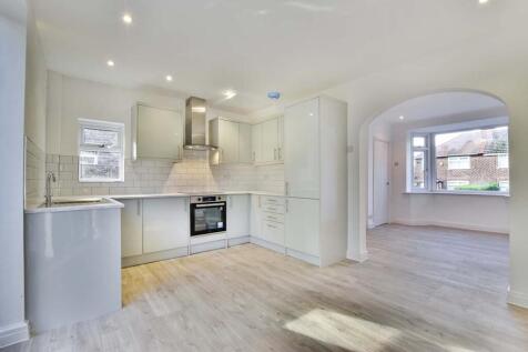Dorset Avenue, Cheadle Hulme, Cheadle, Greater Manchester, SK8 photo 3