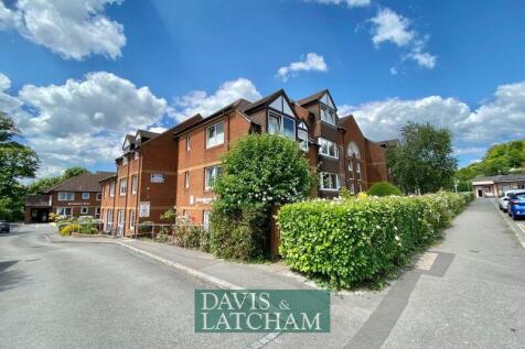 The approach into Homeminster House