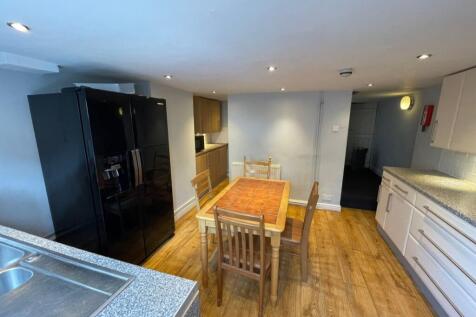 Headingley Mount, Headingley, Leeds, West Yorkshire, LS6 photo 4
