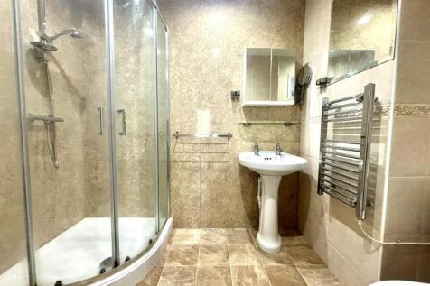 Bathroom.jpeg