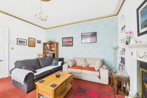 CAM03481G0-PR0104-STILL004