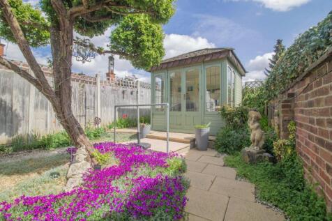 97 Northgate Street [Garden] 01.jpg