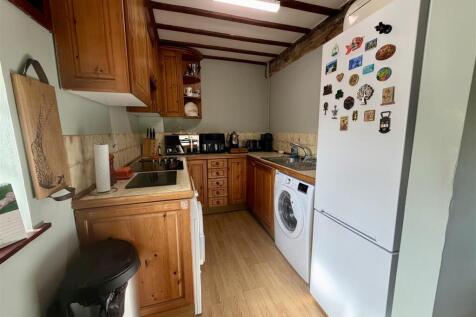 Granary Cottage, Swarling Manor, Petham, Canterbury, Kent CT4 5QW photo 5