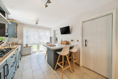 1313569-10-68653f...