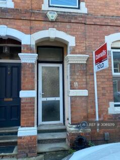 4 Bedroom Terraced in NN2 6ES