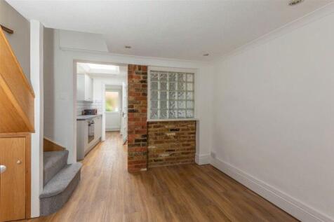 Highfield Road, Berkhamsted, HP4 photo 4