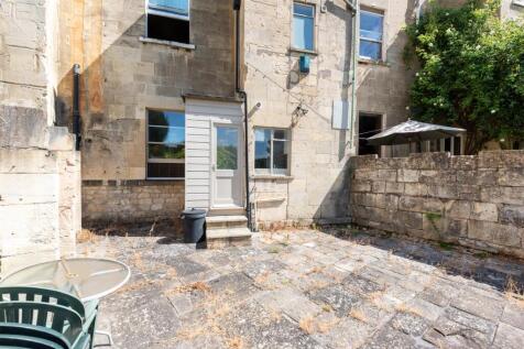 Basement Flat, 2 Georges Place, Bath BA2 4EN-12.jp