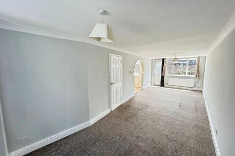 Thirston Way, Kenton photo 3