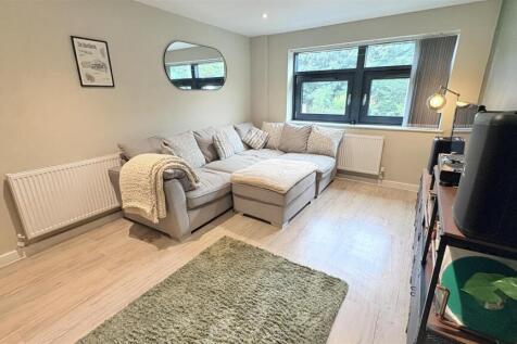 Open Plan Living/Kitchen