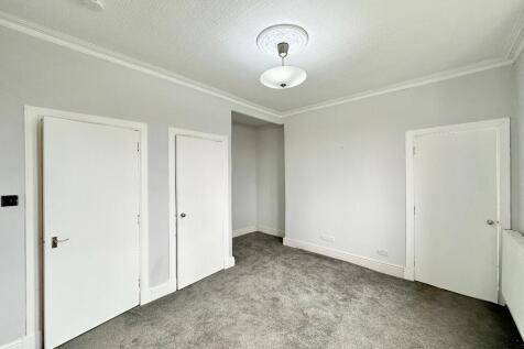 Whitecrook Street, Clydebank, West Dunbartonshire, G81 photo 3