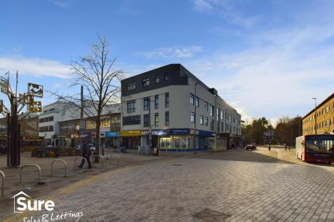 Studio flat on Bridge Court, Bridge Street, Hemel Hempstead, Hertfordshire, HP1 1FU, £1,100/mo