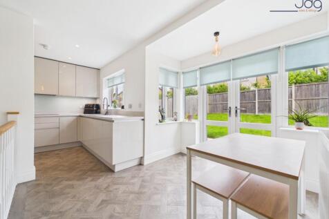 Open Plan Kitchen Dining