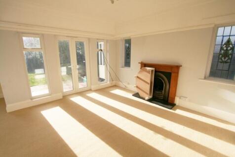 Leas Close, Chalkwell, Westcliff-on-Sea photo 3