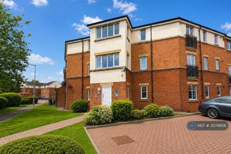 2-bed flat on Redgrave Close, Gateshead, NE8, £900/mo