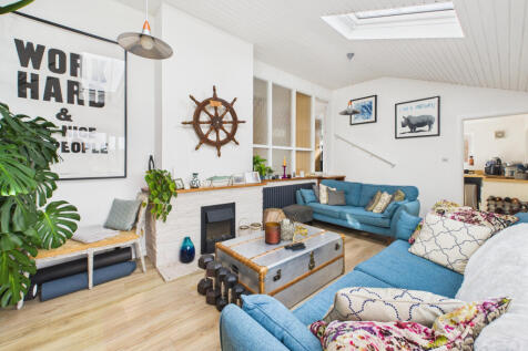 CAM05627G0-PR0021-STILL015