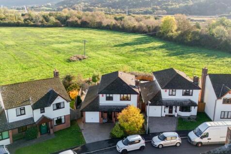 64 Cambria Close-40.jpg