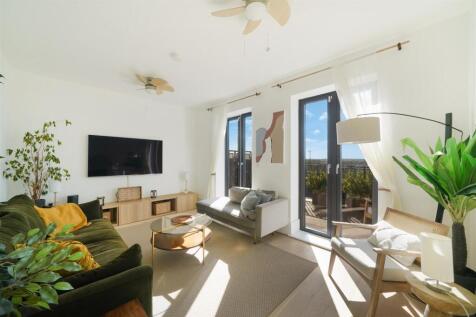 18 Maurice Browne Avenue - bSLg2KwnzXOuMwuSwT61.jp