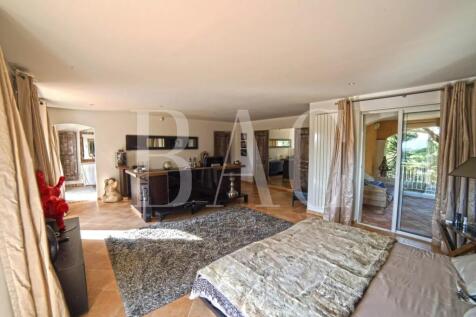Bedroom Wooden floor